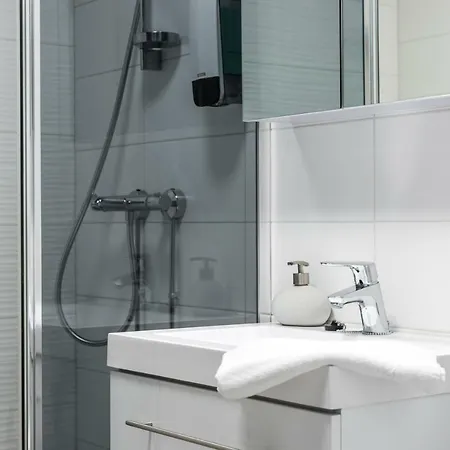 Rantakallan Hongisto Huoneistot * 卡拉约基